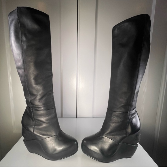 All Saints Savitr Knee High Black Platform
Boots - Picture 8 of 16
